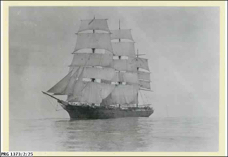 The composite ship 'Torrens', 1276 tons, becalmed in the Southern Ocean 1895.jpg