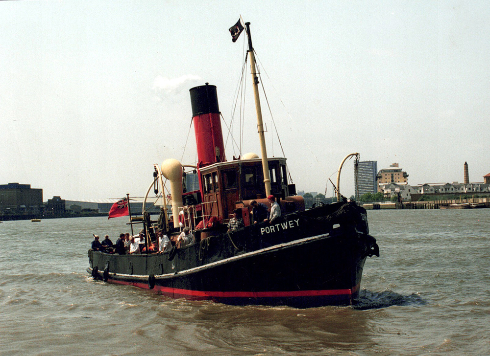 Stean Tug Portway off Greenwich