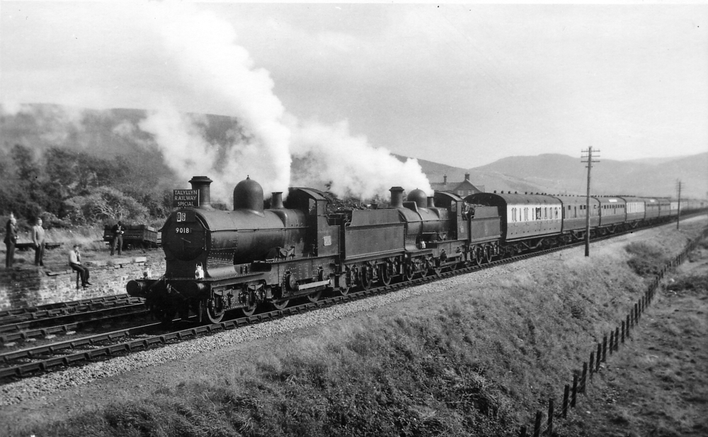 Two Dukedogs approach Towyn with the TRPS AGM Special 1964